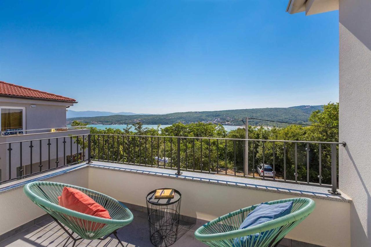 Luxury Apartment Viktorija With Private Pool Čižići エクステリア 写真
